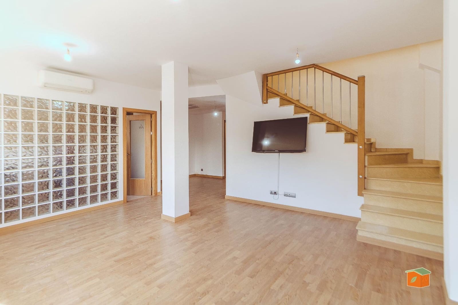 Piso de 3 habitaciones en Santa Bàrbara en venta con garaje - 108.000 € (Ref: 9806607)