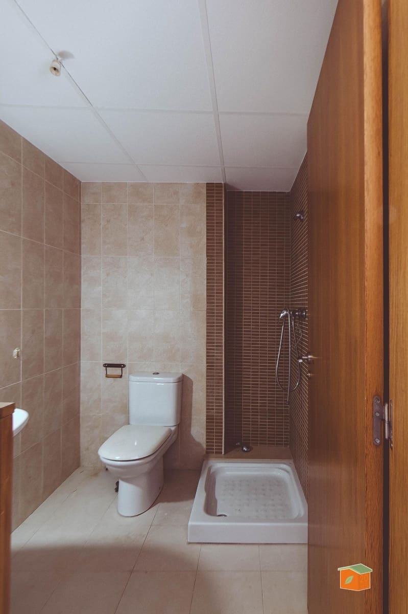 Piso de 2 habitaciones en Santa Bàrbara en venta - 94.000 € (Ref: 9812283)