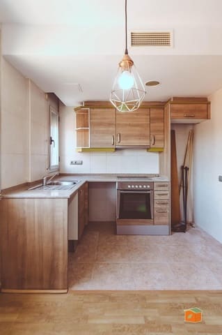Piso de 2 habitaciones en Santa Bàrbara en venta - 94.000 € (Ref: 9812283)