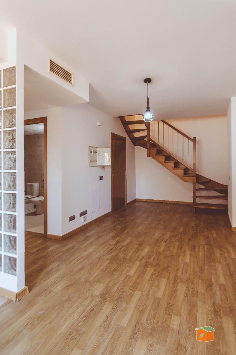 Piso de 2 habitaciones en Santa Bàrbara en venta - 94.000 € (Ref: 9812283)
