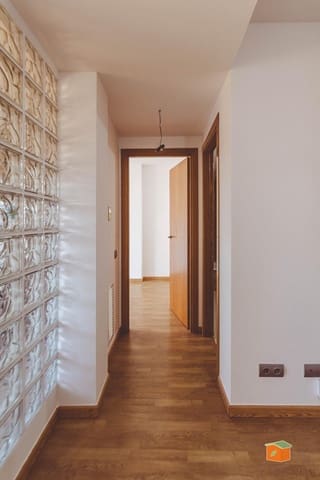 Piso de 2 habitaciones en Santa Bàrbara en venta - 94.000 € (Ref: 9812283)