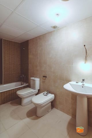 Piso de 2 habitaciones en Santa Bàrbara en venta - 94.000 € (Ref: 9812283)