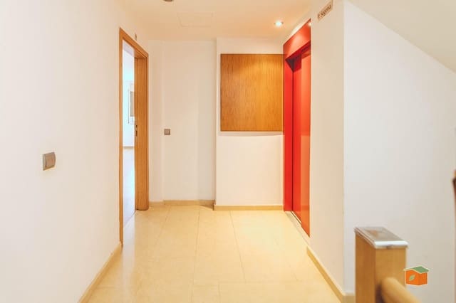 Piso de 2 habitaciones en Santa Bàrbara en venta - 94.000 € (Ref: 9812283)
