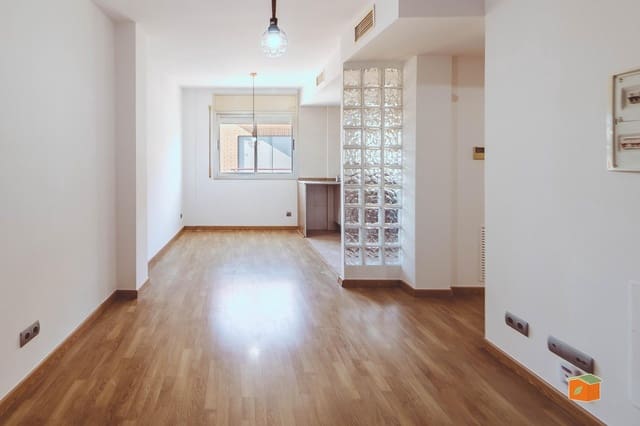 Piso de 2 habitaciones en Santa Bàrbara en venta - 94.000 € (Ref: 9812283)