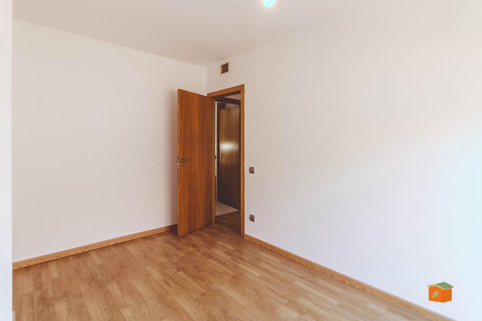 Piso de 2 habitaciones en Santa Bàrbara en venta - 94.000 € (Ref: 9812283)