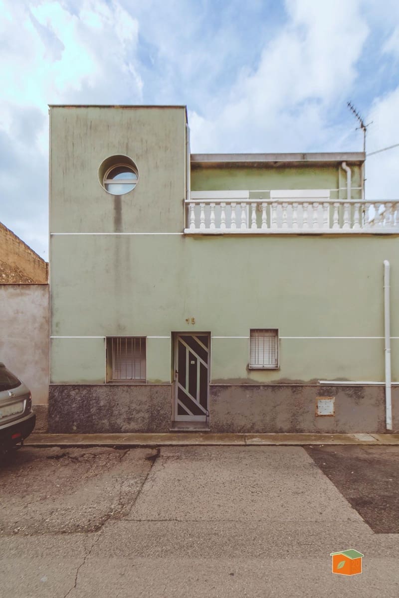 3 bedroom Townhouse for sale in Santa Barbara with garage - € 163,000 (Ref: 9825419)