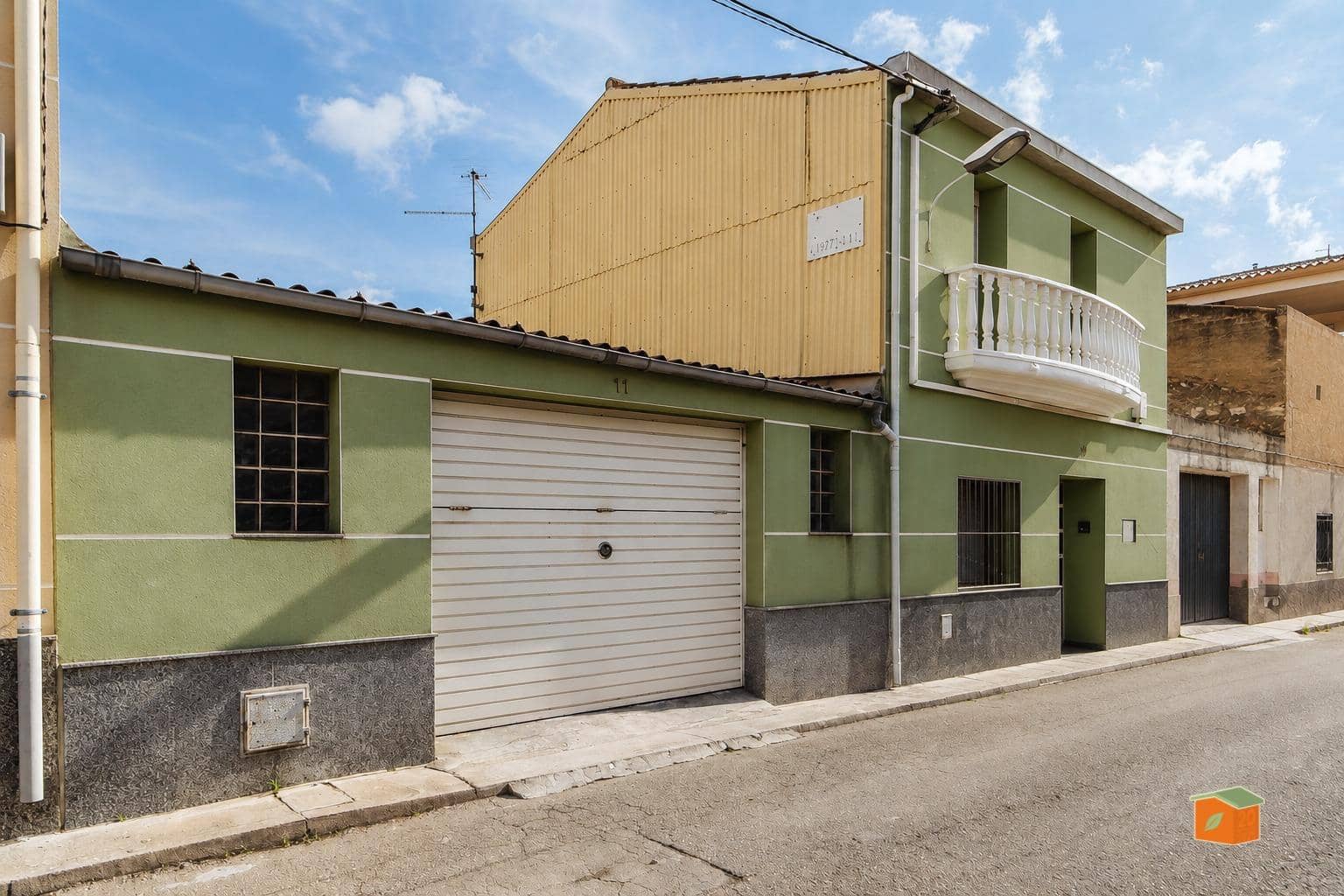 3 bedroom Townhouse for sale in Santa Barbara with garage - € 163,000 (Ref: 9825419)