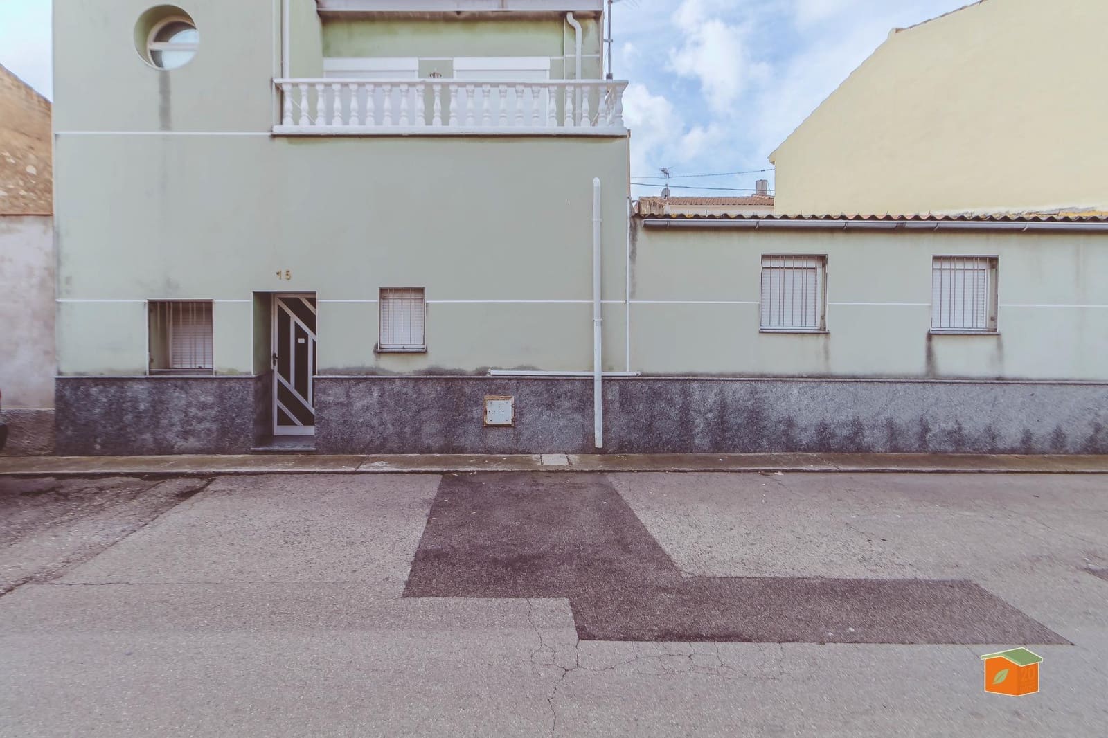 3 bedroom Townhouse for sale in Santa Barbara with garage - € 163,000 (Ref: 9825419)