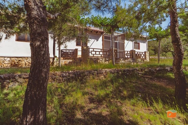 3 bedroom Villa for sale in Ulldecona with garage - € 162,000 (Ref: 9865370)