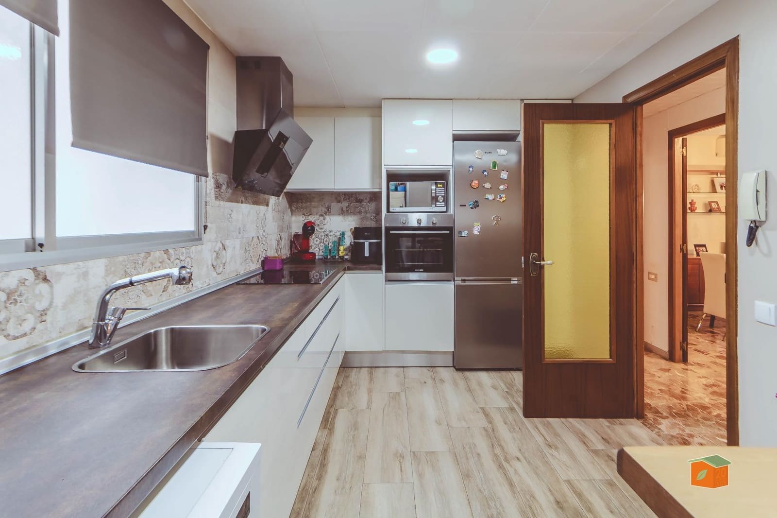 5 bedroom Flat for sale in Amposta - € 152,000 (Ref: 9876597)