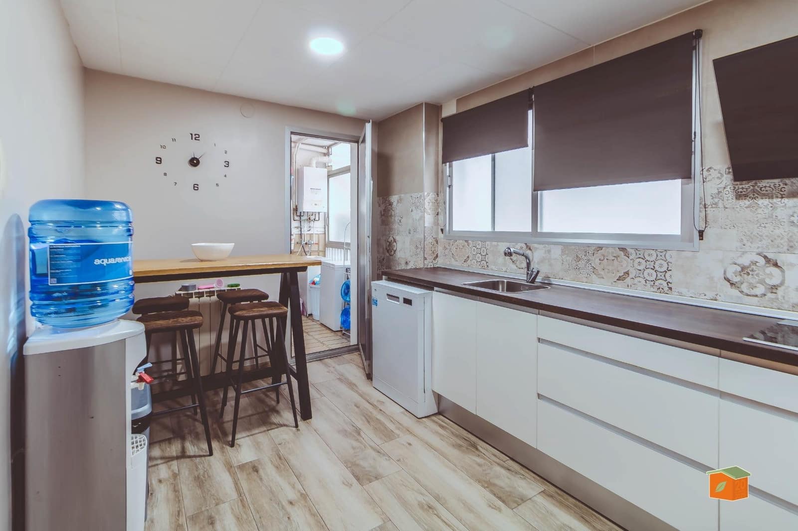 5 bedroom Flat for sale in Amposta - € 152,000 (Ref: 9876597)