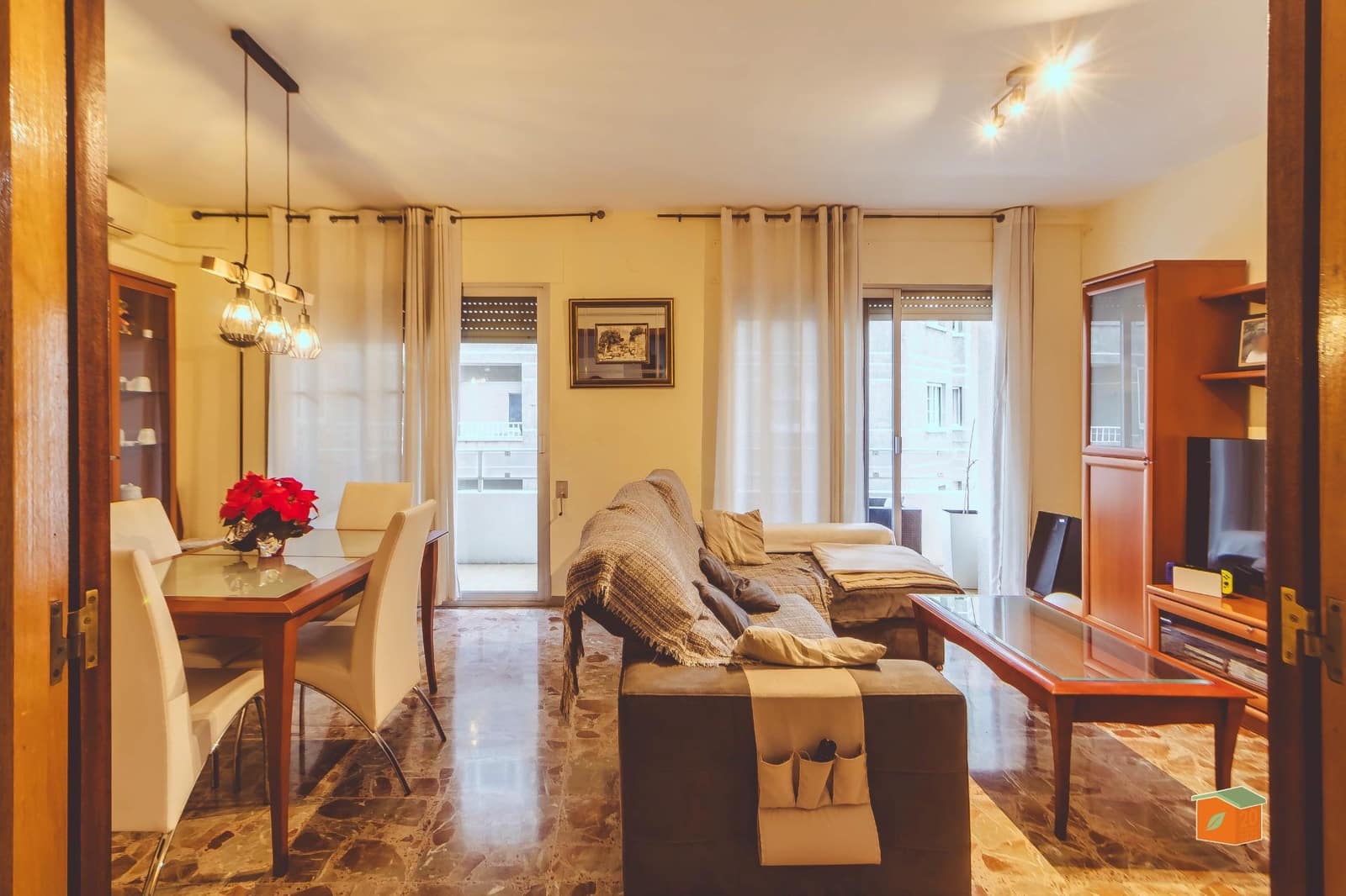 5 bedroom Flat for sale in Amposta - € 152,000 (Ref: 9876597)