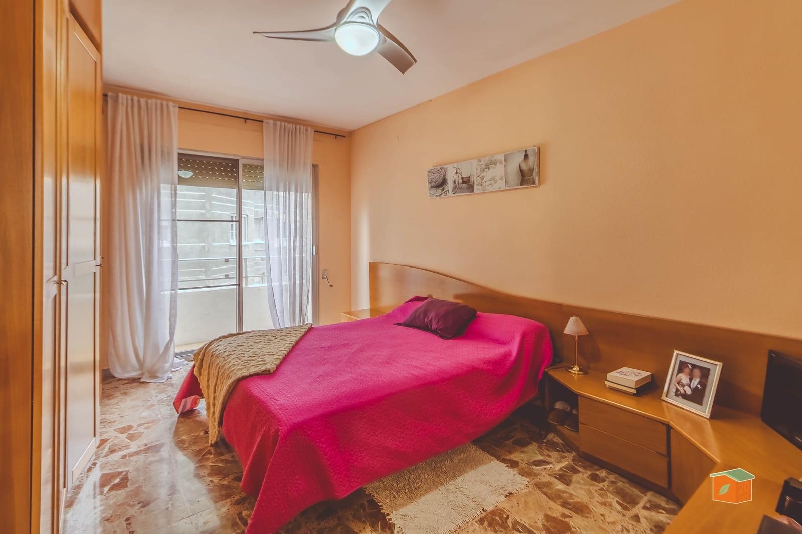 5 bedroom Flat for sale in Amposta - € 152,000 (Ref: 9876597)
