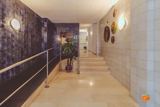 5 sovrum Lägenhet till salu i Amposta - 152 000 € (Ref: 9876597)