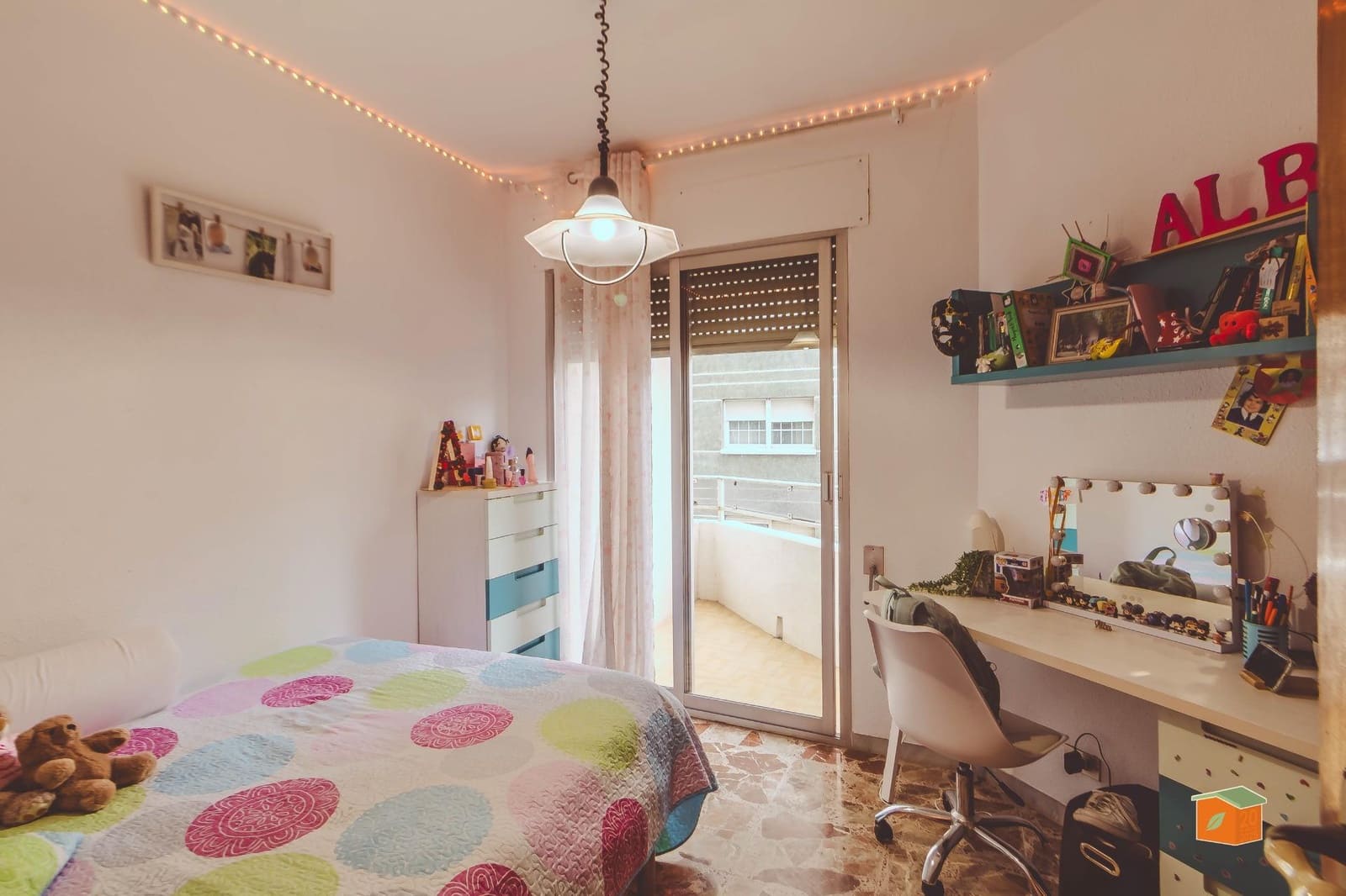 5 bedroom Flat for sale in Amposta - € 152,000 (Ref: 9876597)