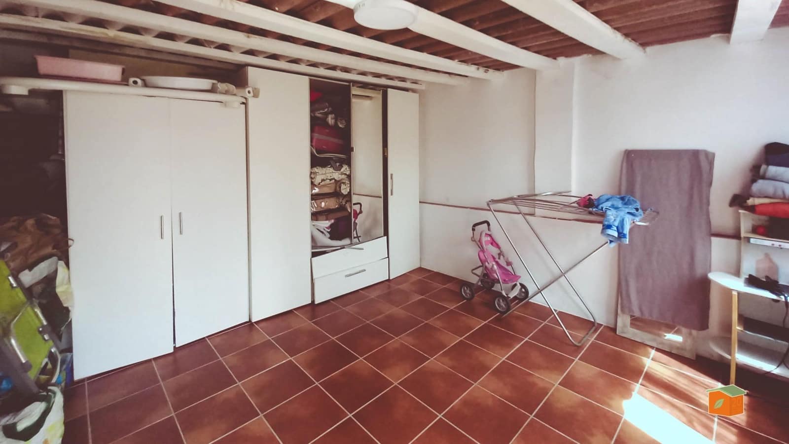5 bedroom Terraced Villa for sale in Amposta with garage - € 125,000 (Ref: 9922463)