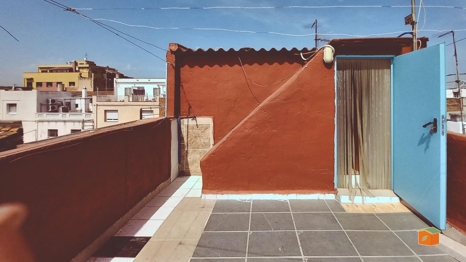 5 bedroom Terraced Villa for sale in Amposta with garage - € 125,000 (Ref: 9922463)