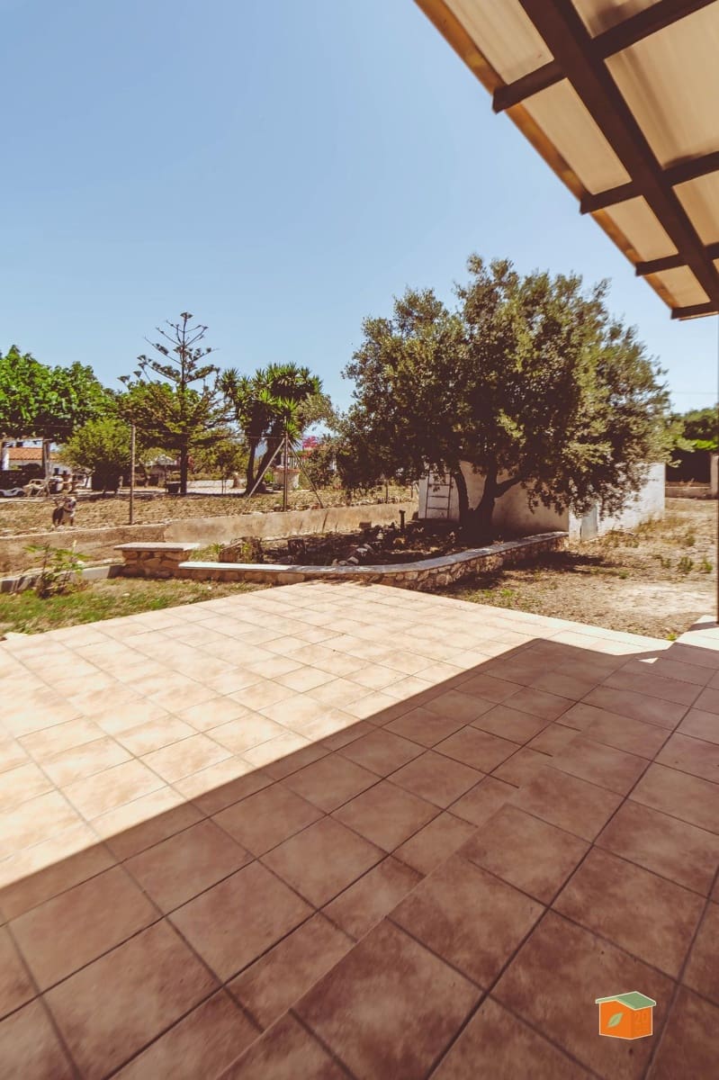2 chambre Finca/Maison de Campagne à vendre à Tortosa avec piscine - 113 000 € (Ref: 9949942)