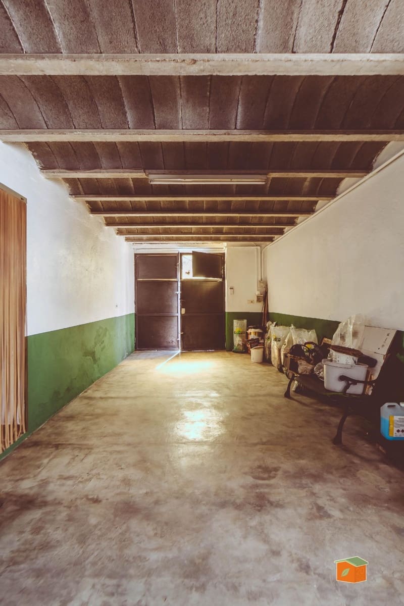 4 bedroom Villa for sale in Vinallop with garage - € 321,000 (Ref: 9966752)