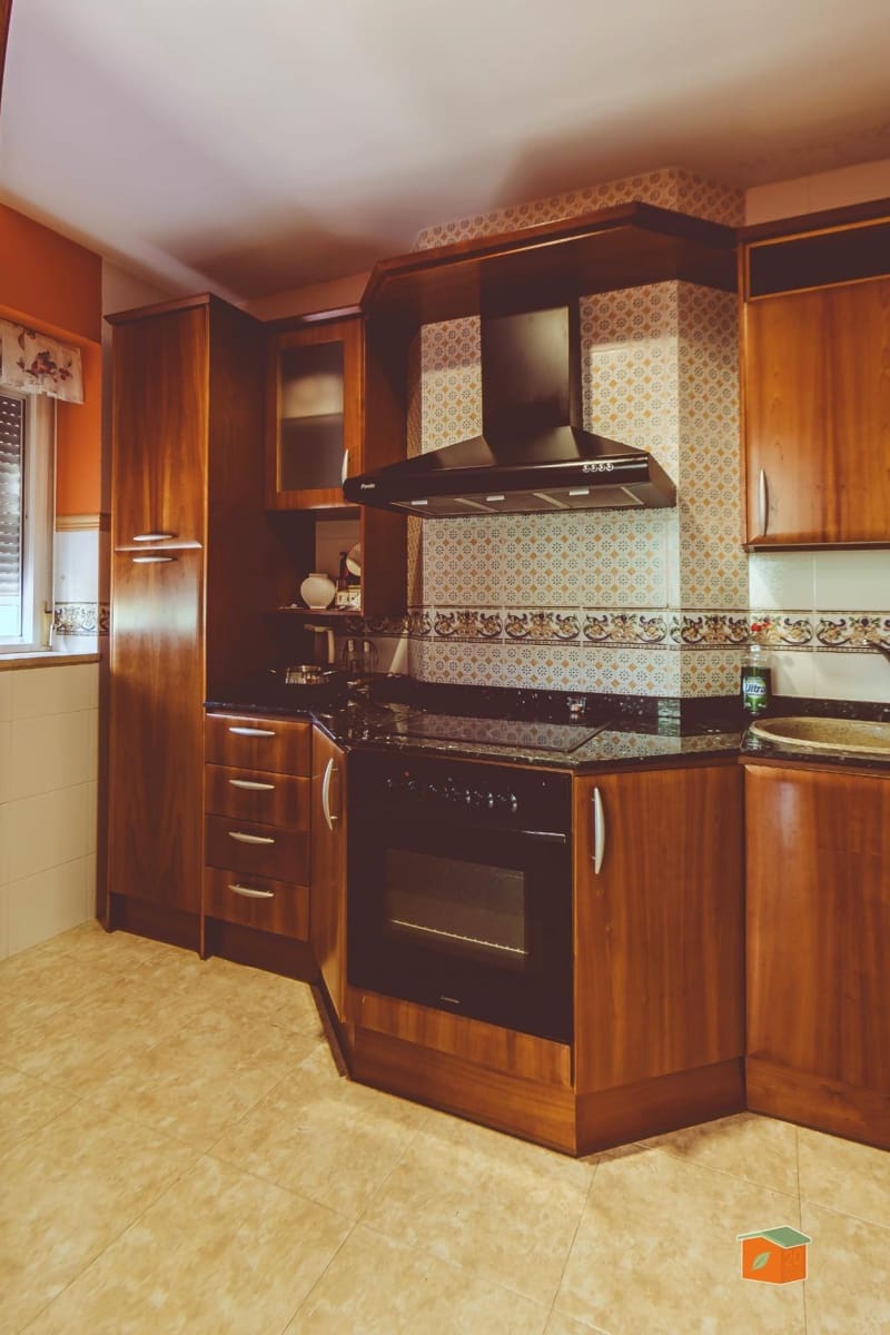 4 bedroom Villa for sale in Vinallop with garage - € 321,000 (Ref: 9966752)