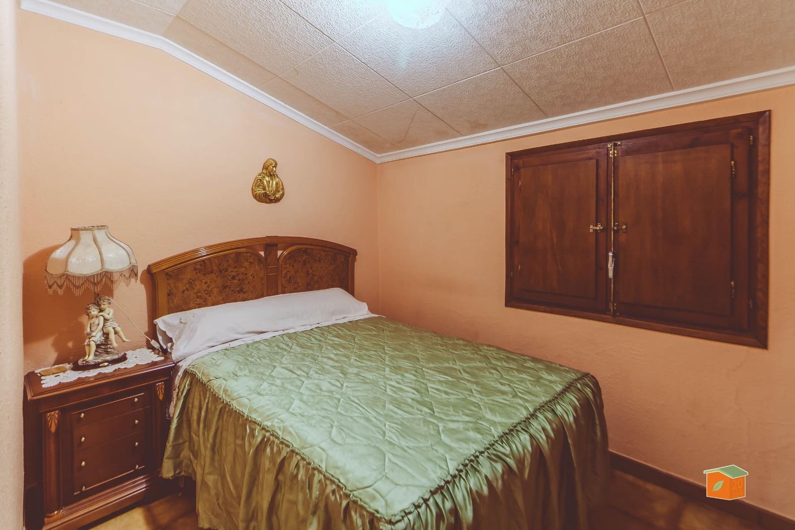 4 bedroom Villa for sale in Vinallop with garage - € 321,000 (Ref: 9966752)