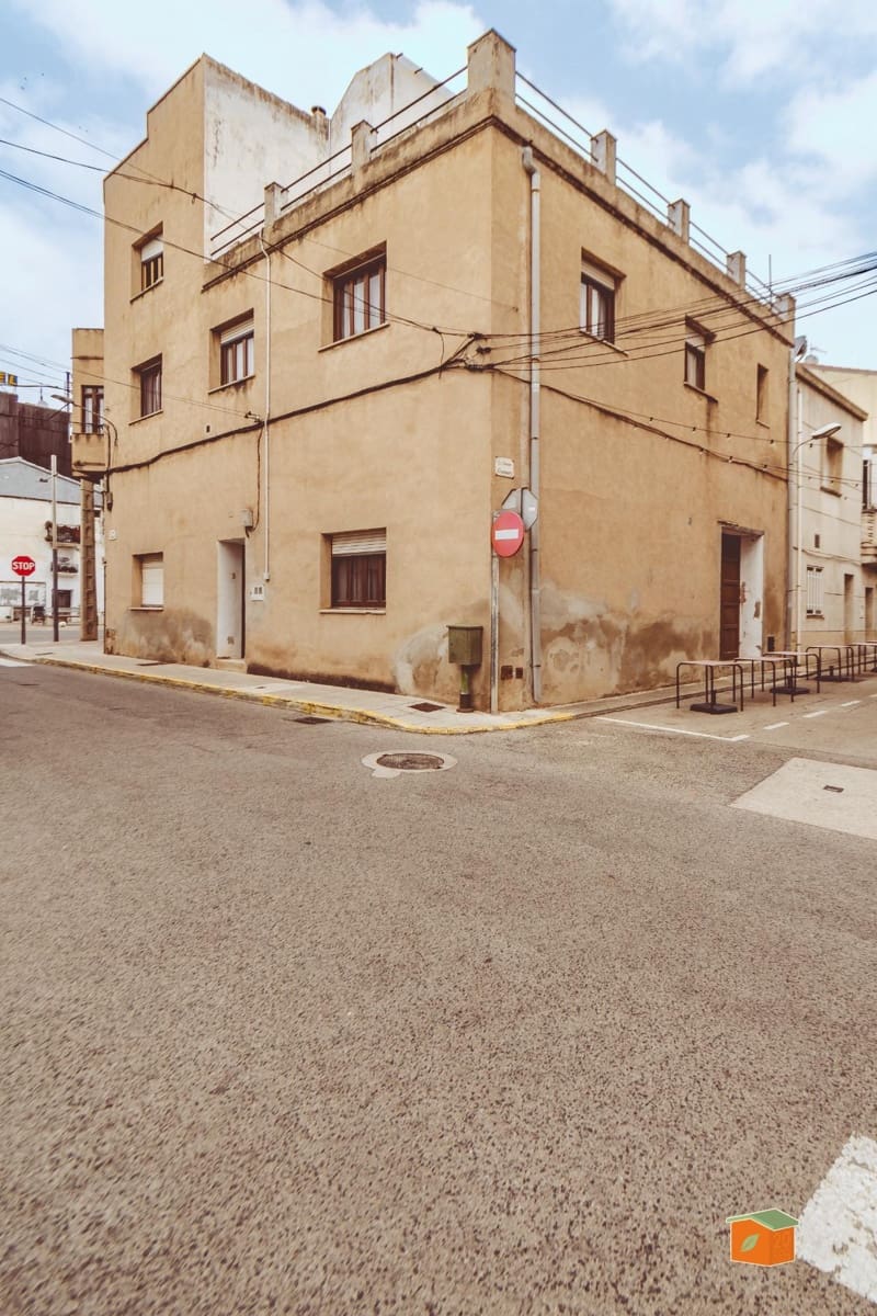 4 slaapkamer Huis te koop in Santa Barbara met garage - € 102.000 (Ref: 9994363)