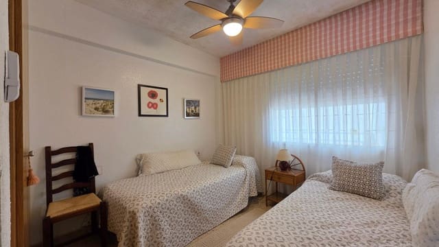 Apartamento de 3 habitaciones en Gandia en venta - 195.000 € (Ref: 10005639)