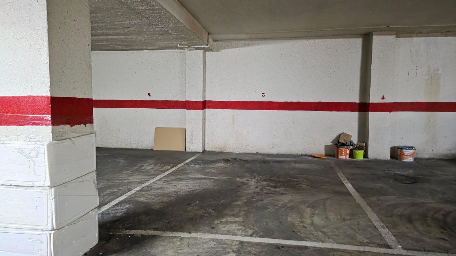 4 bedroom Office for sale in Gandia with garage - € 90,000 (Ref: 10017536)