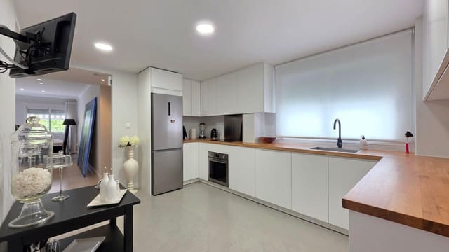 3 camera da letto Appartamento in vendita in Oliva Pueblo, Oliva con garage - 365.000 € (Rif: 10017537)
