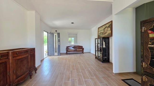 4 sovrum Villa till salu i Gandia - 299 999 € (Ref: 10025642)