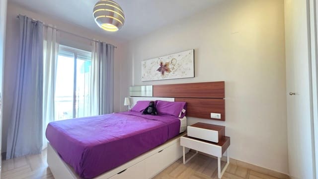 Apartamento de 3 habitaciones en Gandia en alquiler con piscina garaje - 1.000 € (Ref: 10030601)