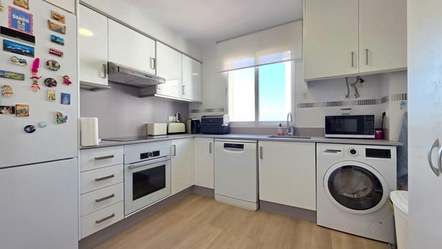 Apartamento de 3 habitaciones en Gandia en alquiler con piscina garaje - 1.000 € (Ref: 10030601)