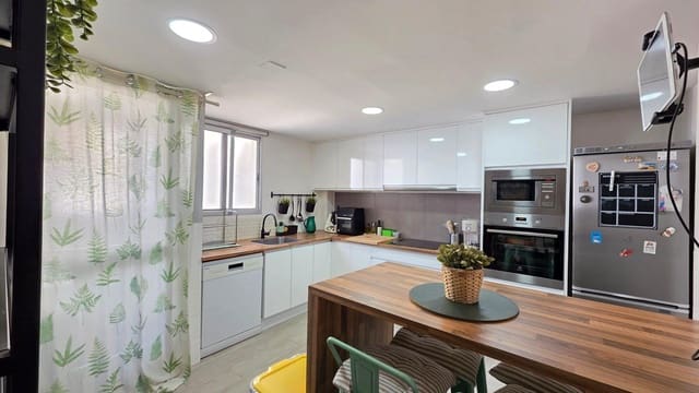 3 bedroom Flat for sale in Gandia - € 249,000 (Ref: 10030602)
