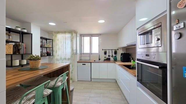 3 bedroom Flat for sale in Gandia - € 249,000 (Ref: 10030602)