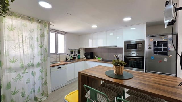3 bedroom Flat for sale in Gandia - € 249,000 (Ref: 10030602)