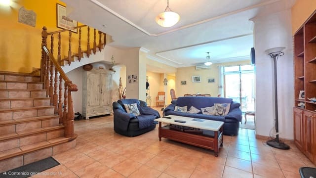 Casa de 4 habitaciones en Rafelcofer en venta - 240.000 € (Ref: 10030603)