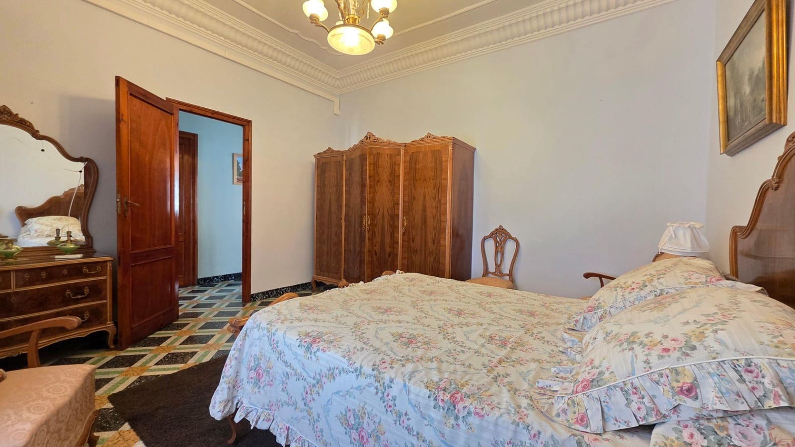 6 bedroom Townhouse for sale in Real de Gandia - € 349,000 (Ref: 10037464)
