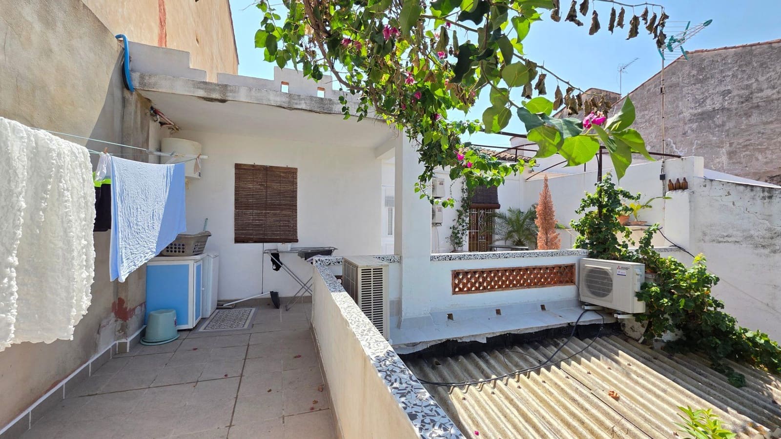 6 bedroom Townhouse for sale in Real de Gandia - € 349,000 (Ref: 10037464)