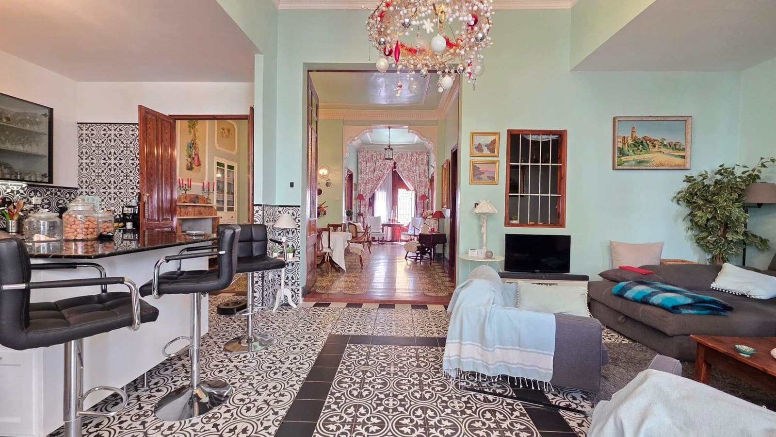 6 bedroom Townhouse for sale in Real de Gandia - € 349,000 (Ref: 10037464)