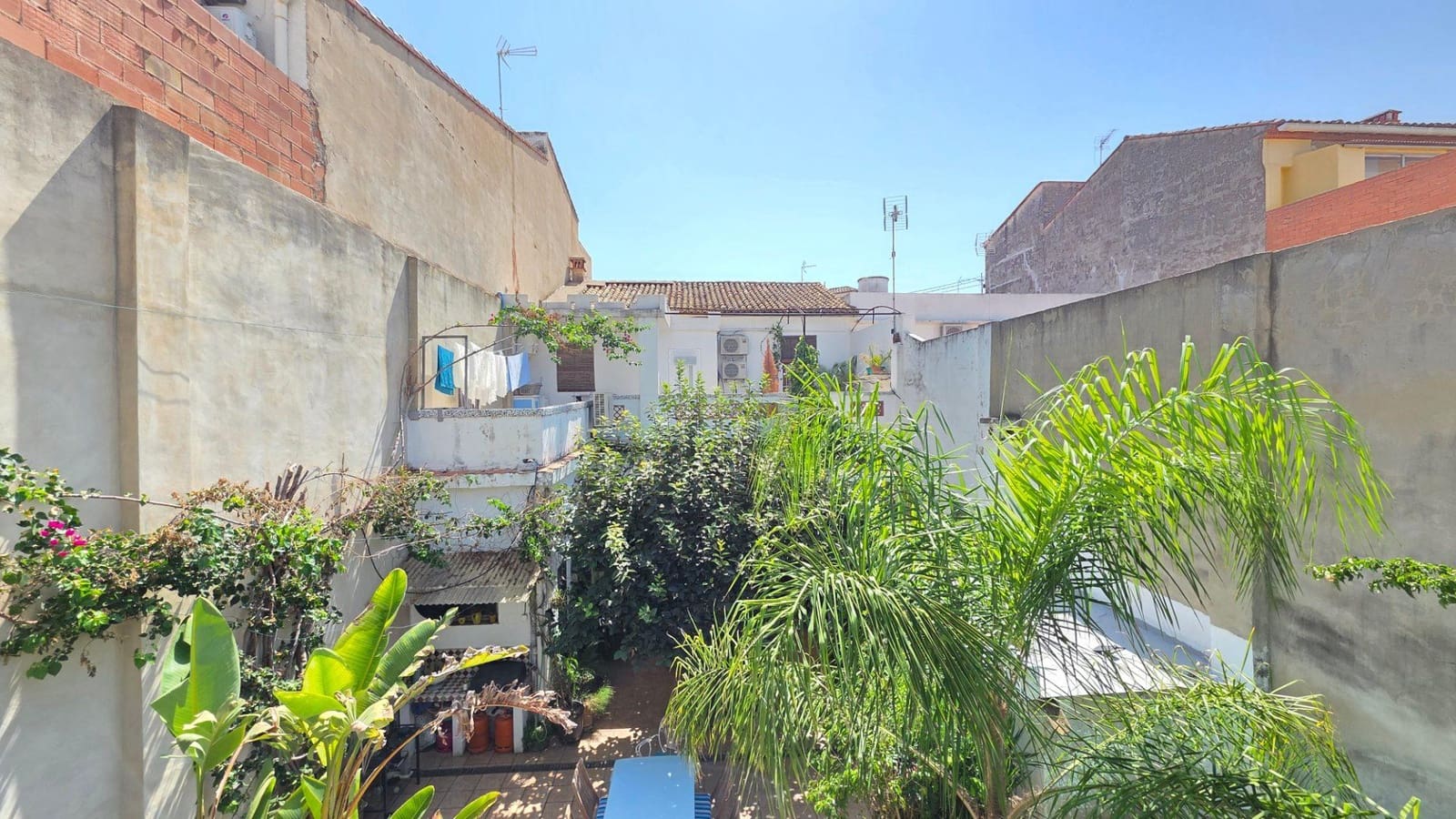 6 bedroom Townhouse for sale in Real de Gandia - € 349,000 (Ref: 10037464)