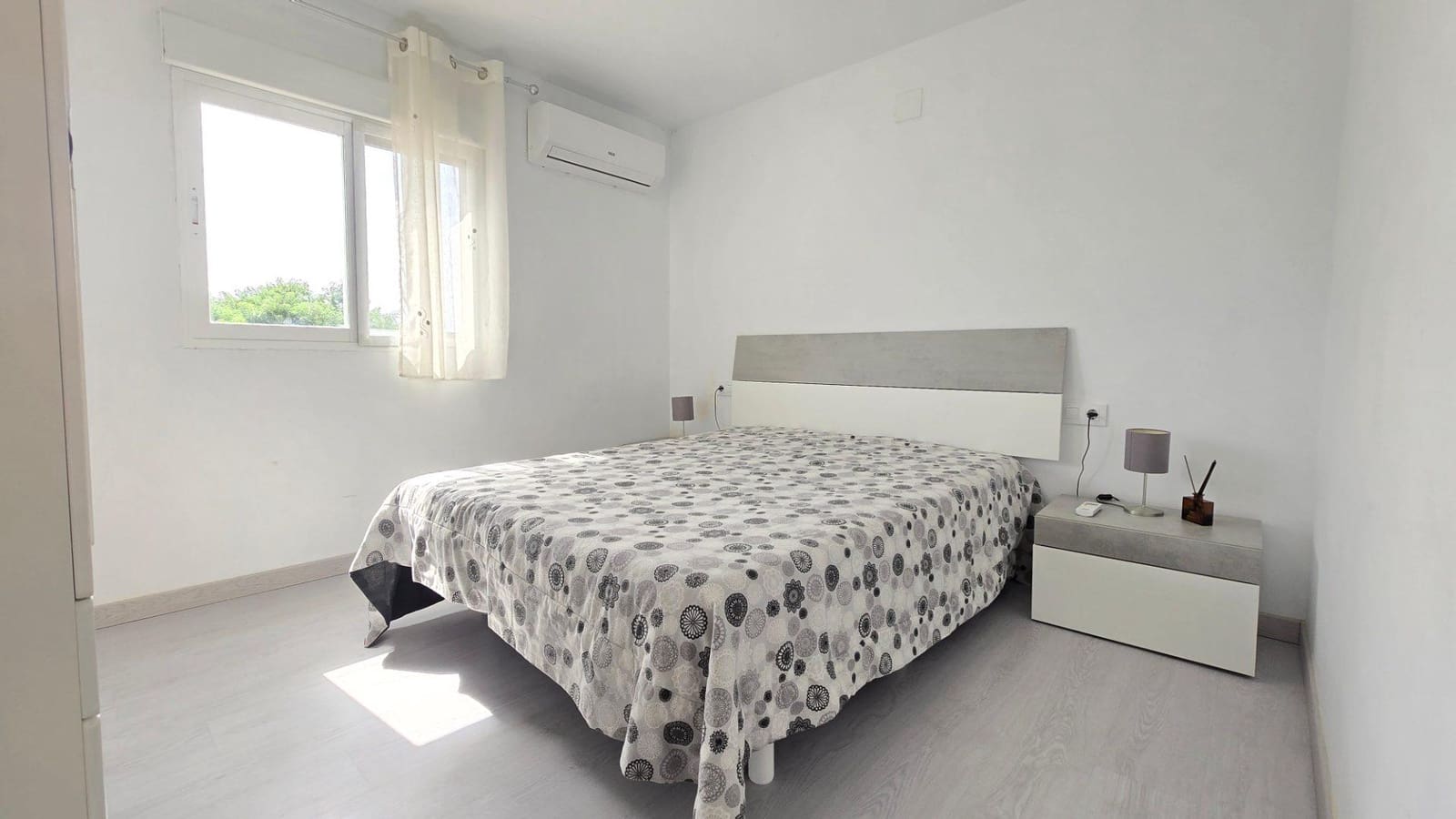 4 quarto Moradia para venda em Gandia com garagem - 299 990 € (Ref: 10044830)