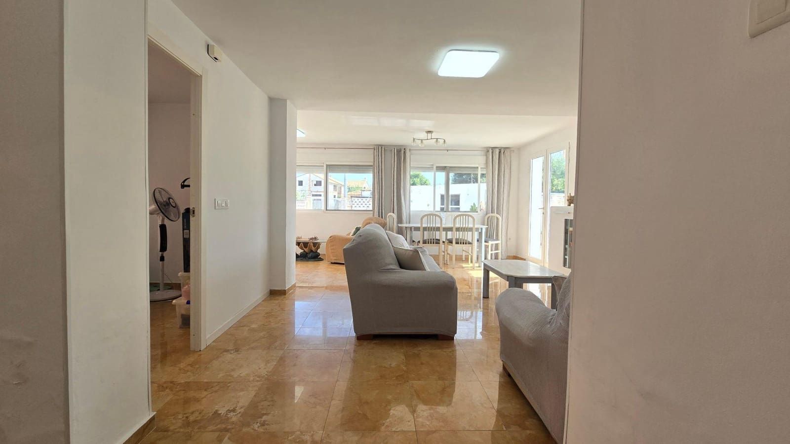 4 Zimmer Villa zu verkaufen in Gandia mit Garage - 299.990 € (Ref: 10047336)