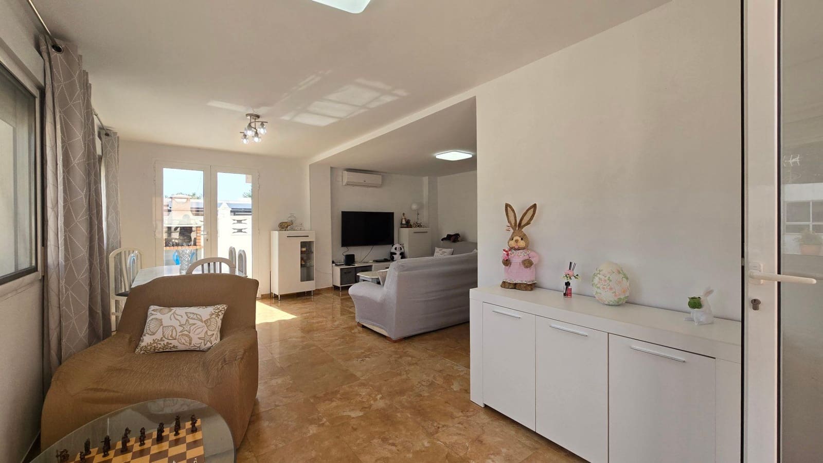 4 Zimmer Villa zu verkaufen in Gandia mit Garage - 299.990 € (Ref: 10047336)