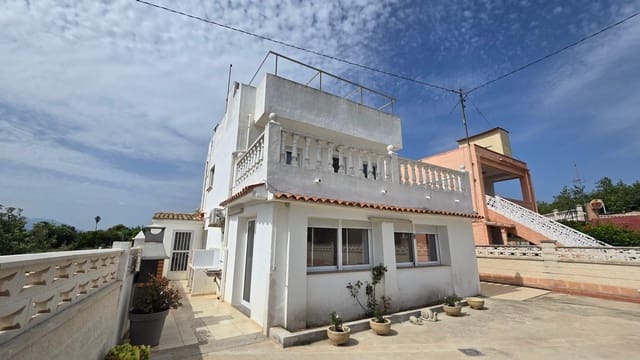 4 Zimmer Villa zu verkaufen in Gandia mit Garage - 299.990 € (Ref: 10047336)