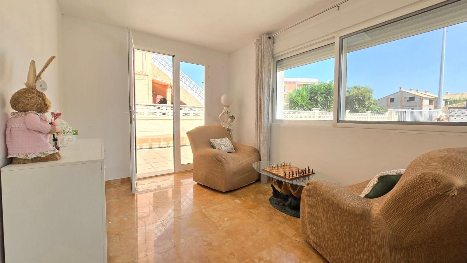 4 Zimmer Villa zu verkaufen in Gandia mit Garage - 299.990 € (Ref: 10047336)