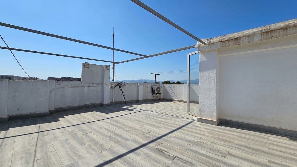 4 bedroom Villa for sale in Gandia with garage - € 299,990 (Ref: 10047336)