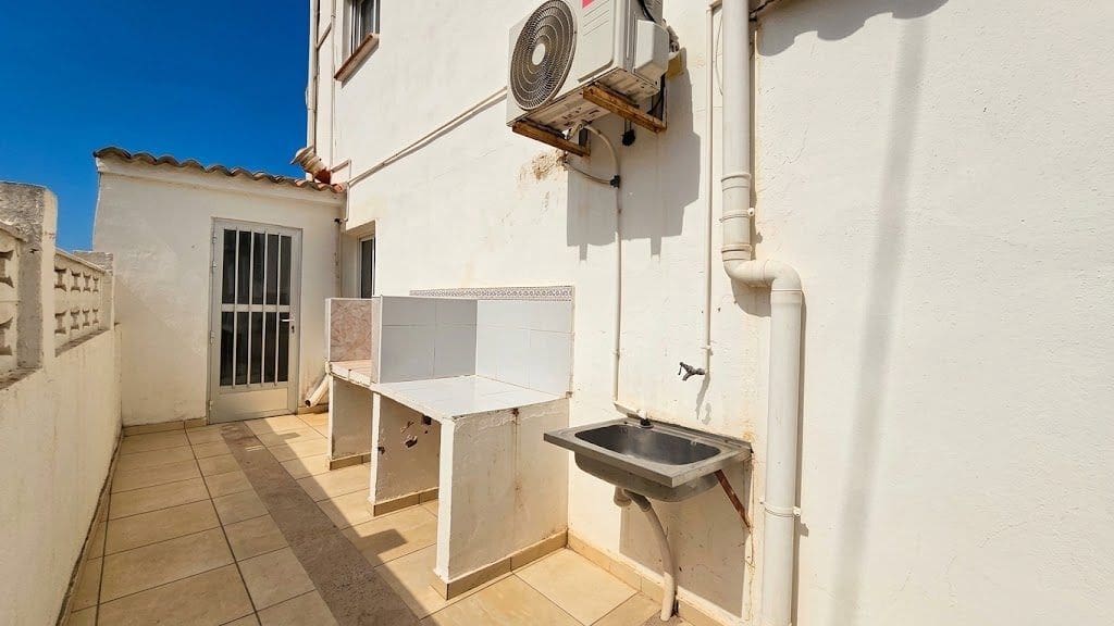 4 bedroom Villa for sale in Gandia with garage - € 299,990 (Ref: 10047336)
