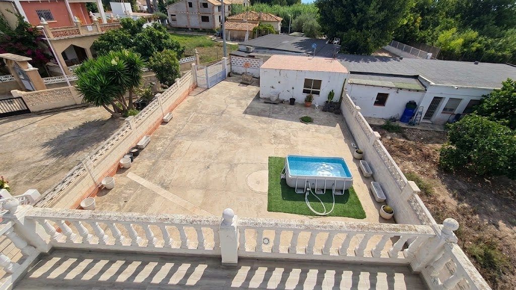 4 bedroom Villa for sale in Gandia with garage - € 299,990 (Ref: 10047336)