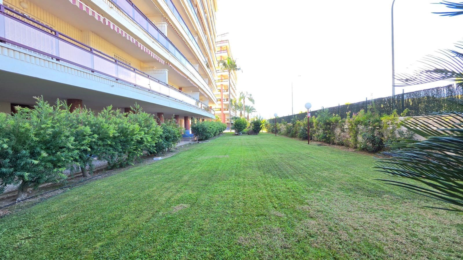 Apartamento de 2 habitaciones en Gandia en venta con piscina - 249.900 € (Ref: 10097360)