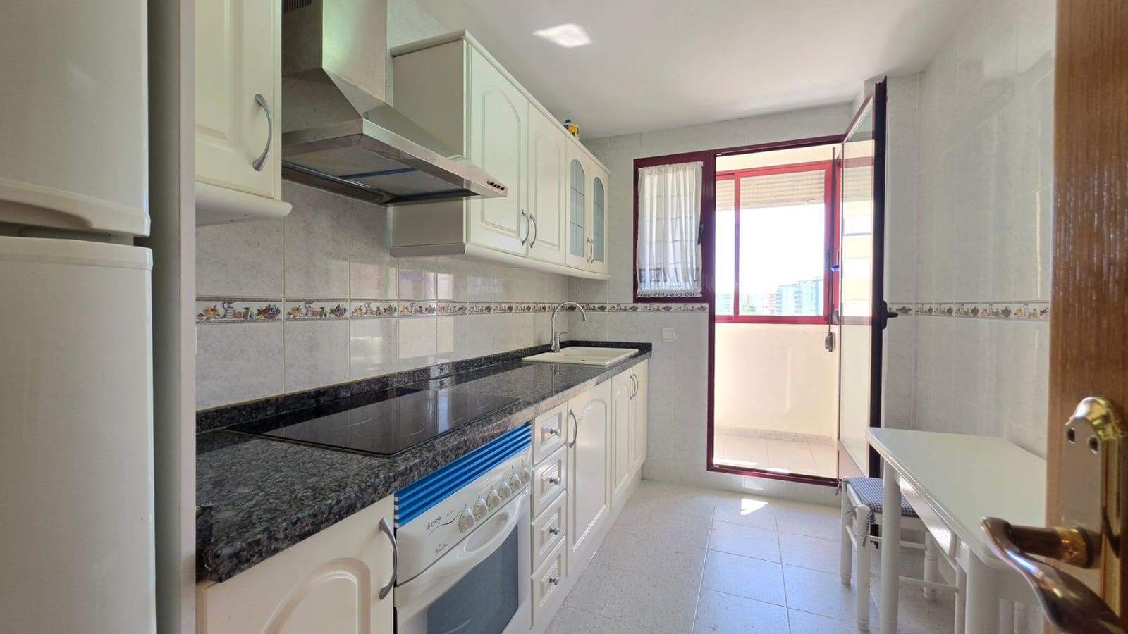 Apartamento de 2 habitaciones en Gandia en venta con piscina - 249.900 € (Ref: 10097360)